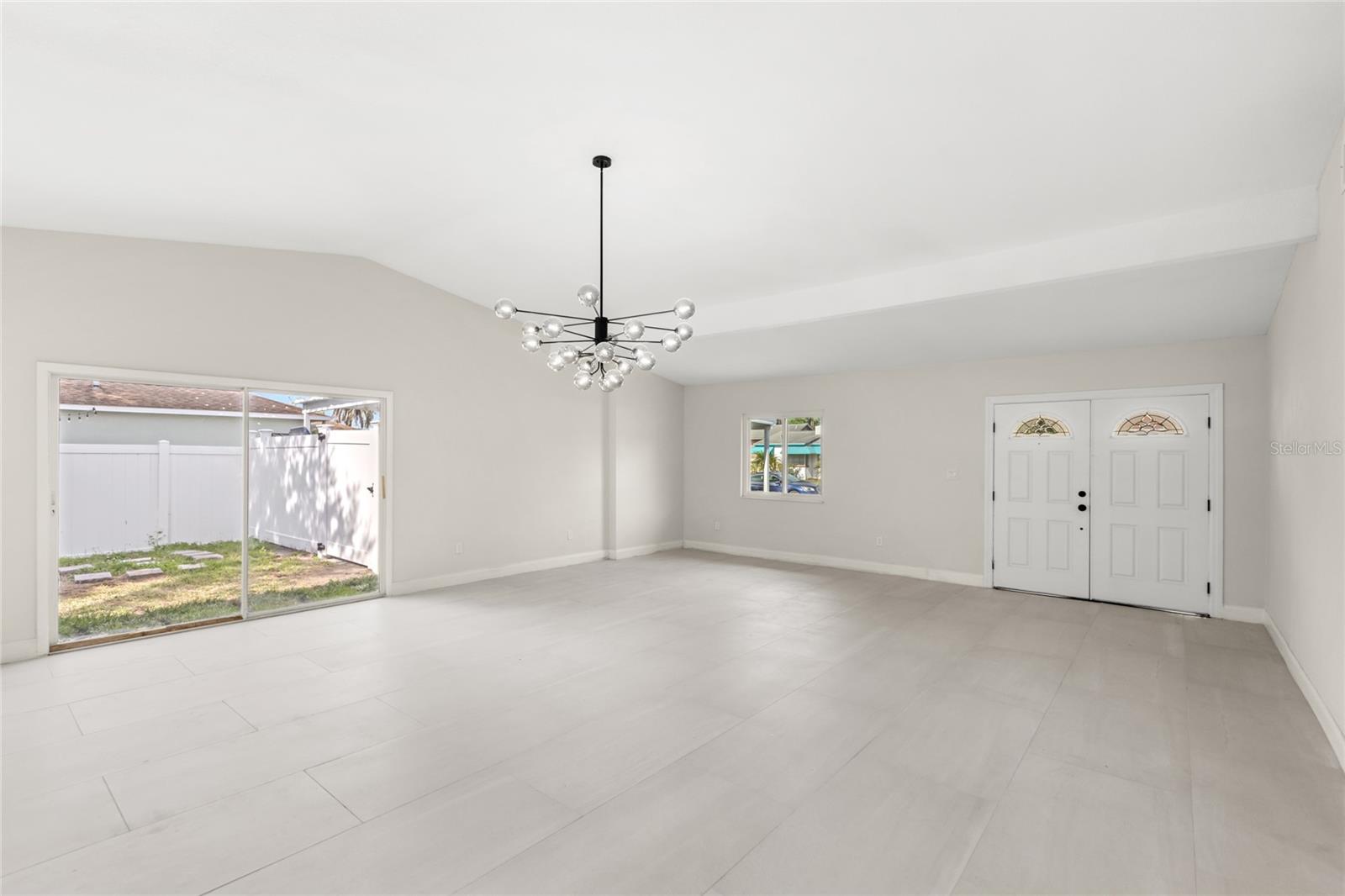 Image 10 of 43 For 4604 Shore Road