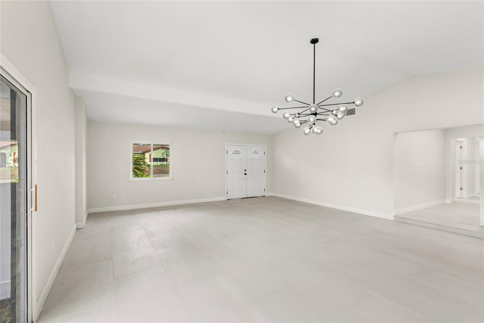 Image 12 of 43 For 4604 Shore Road