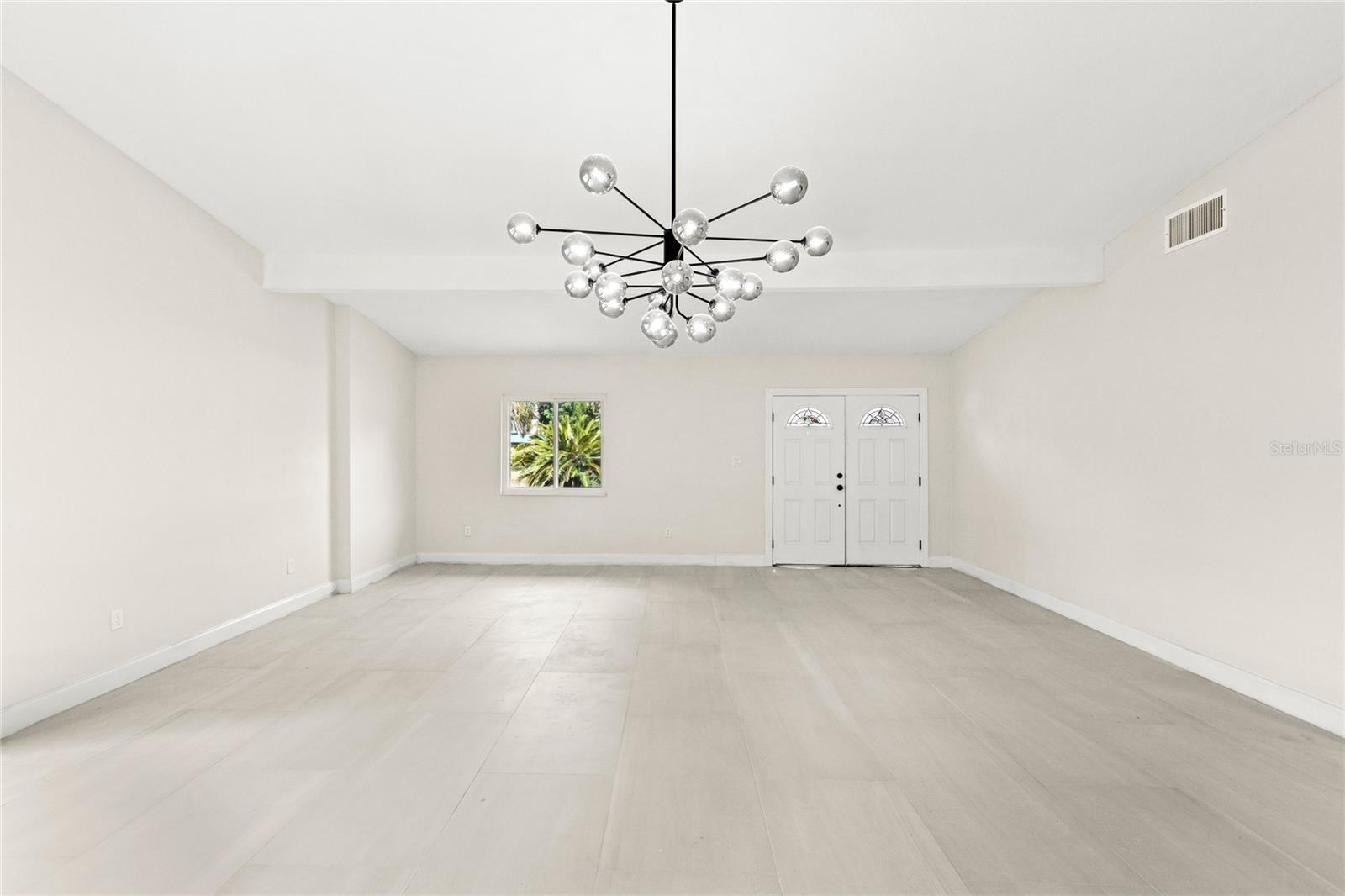 Image 13 of 43 For 4604 Shore Road