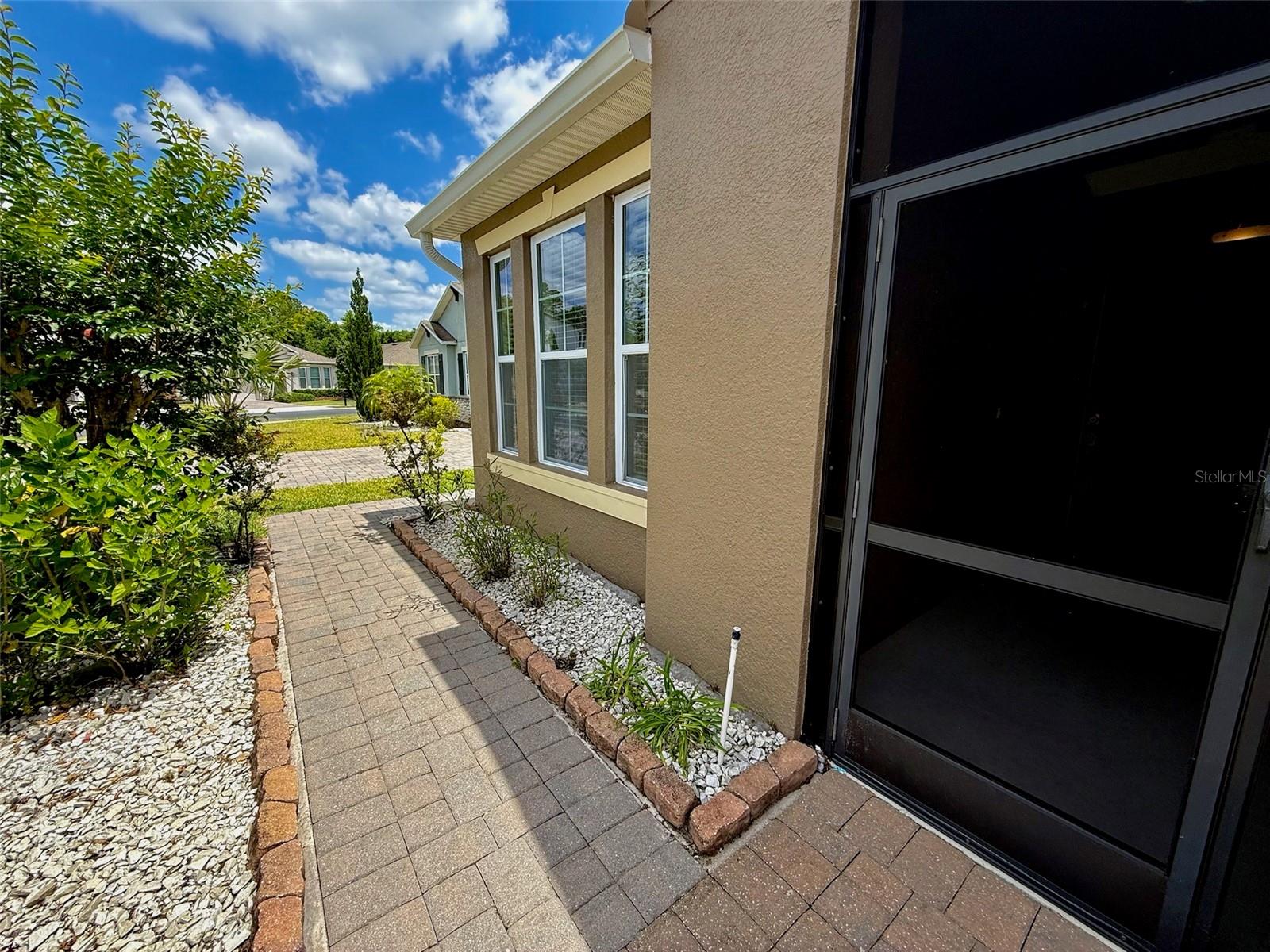 Image 18 of 29 For 274 Brunswick Drive