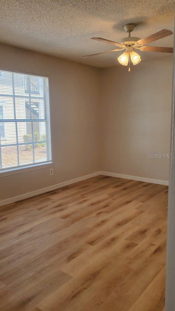 Image 24 of 35 For 1071 S Hiawassee Rd  1211