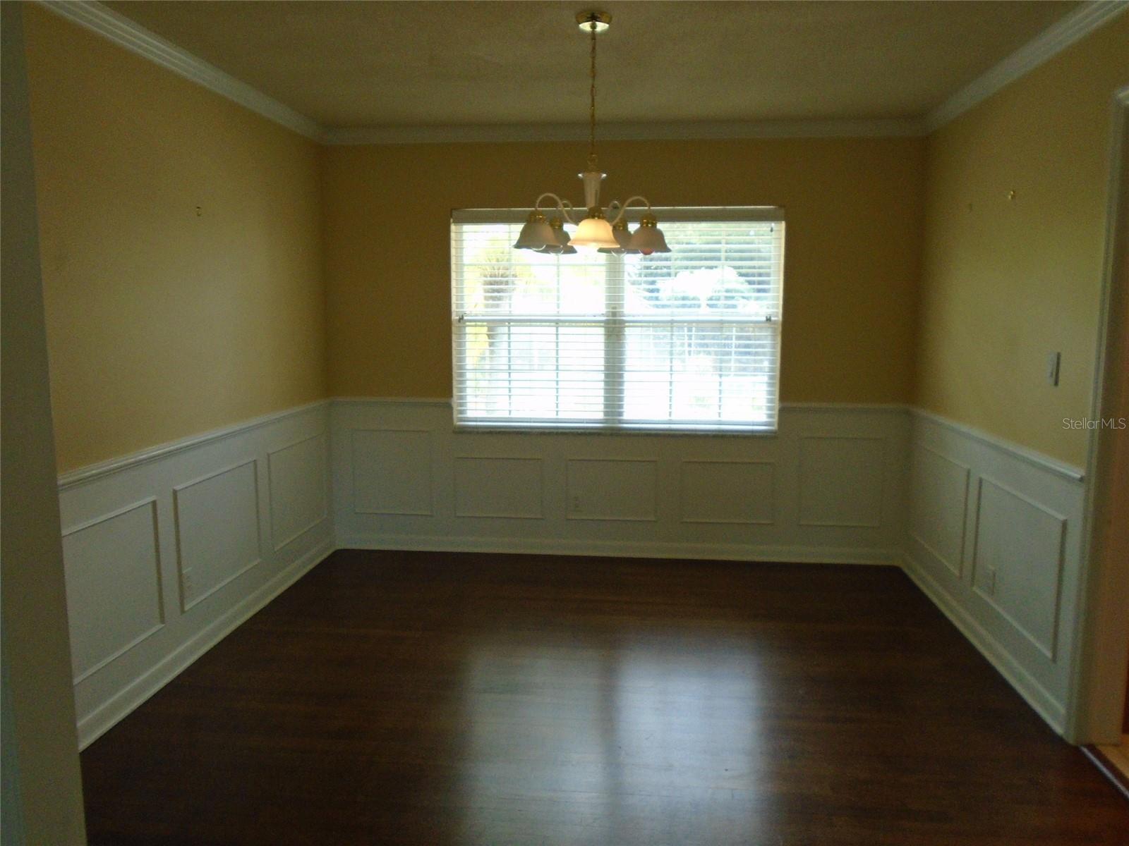 Image 3 of 21 For 2430 Deloraine Trail