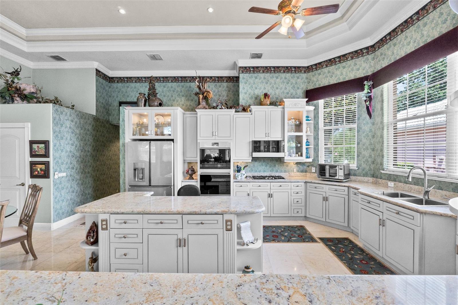 Image 32 of 84 For 7957 Park Place