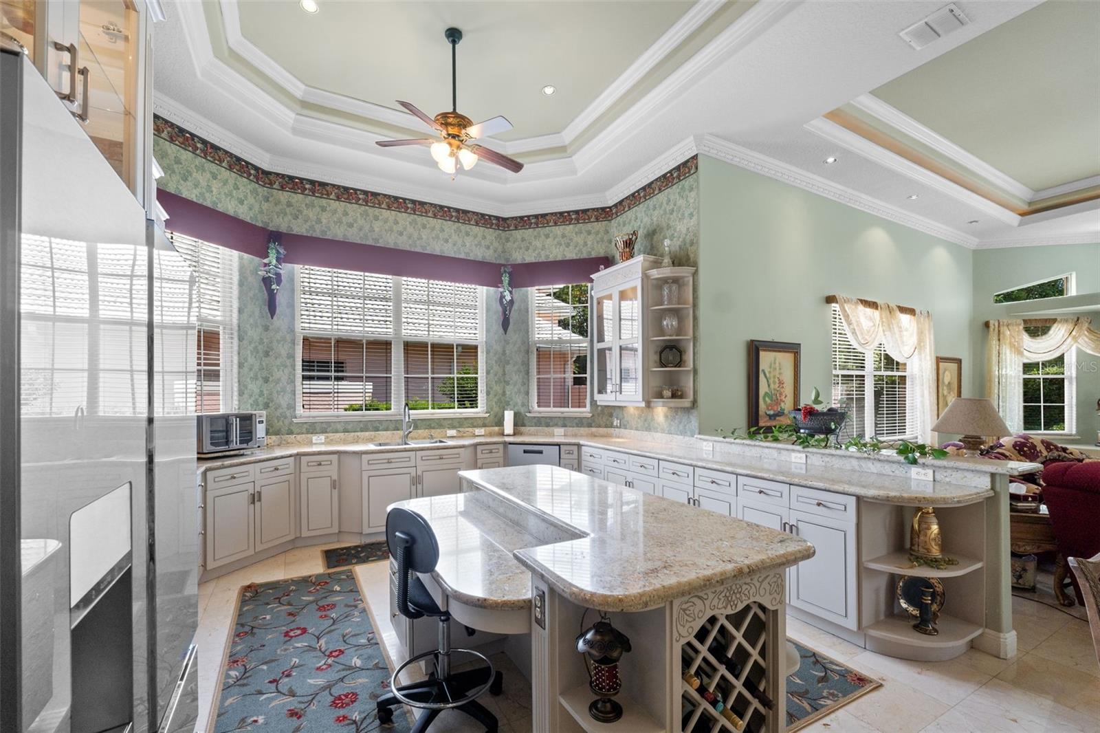 Image 33 of 84 For 7957 Park Place
