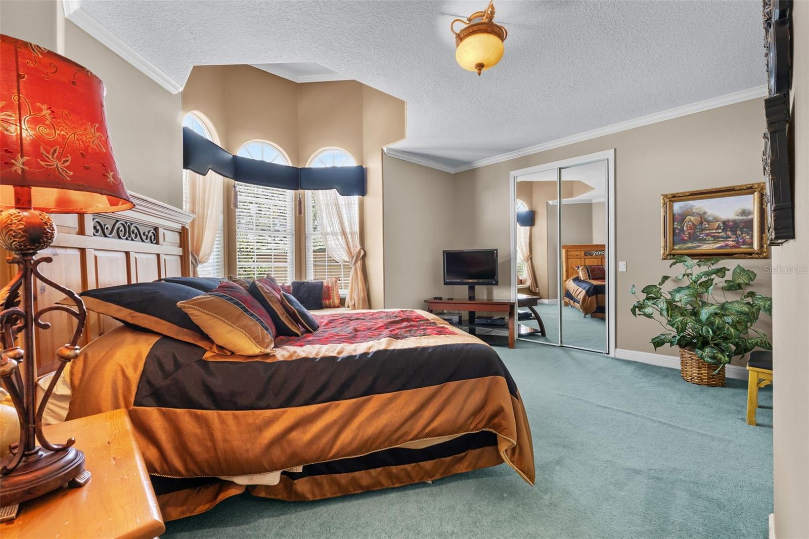 Image 61 of 84 For 7957 Park Place