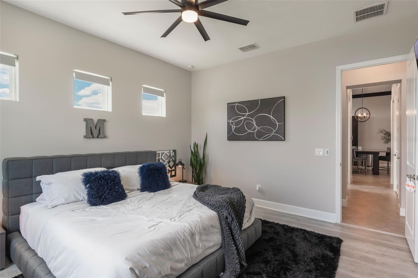 Image 12 of 31 For 9255 Doherty Place