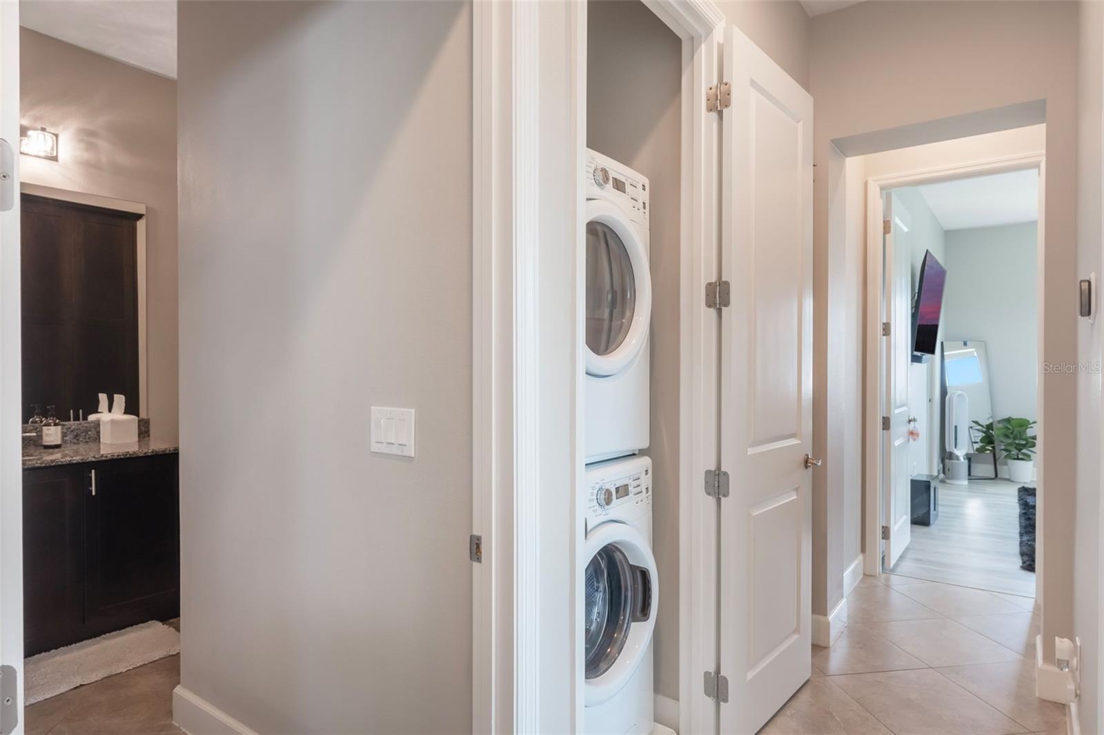 Image 18 of 31 For 9255 Doherty Place