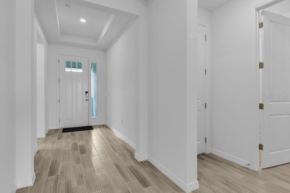 Image 20 of 52 For 861 Junonia Boulevard
