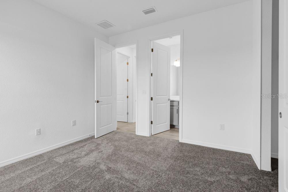 Image 33 of 52 For 861 Junonia Boulevard