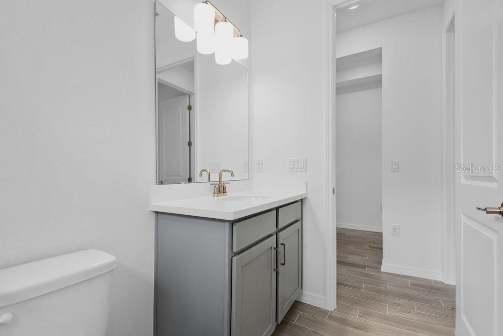 Image 34 of 52 For 861 Junonia Boulevard