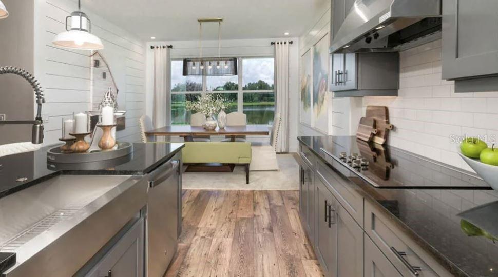 Image 7 of 15 For 861 Junonia Boulevard
