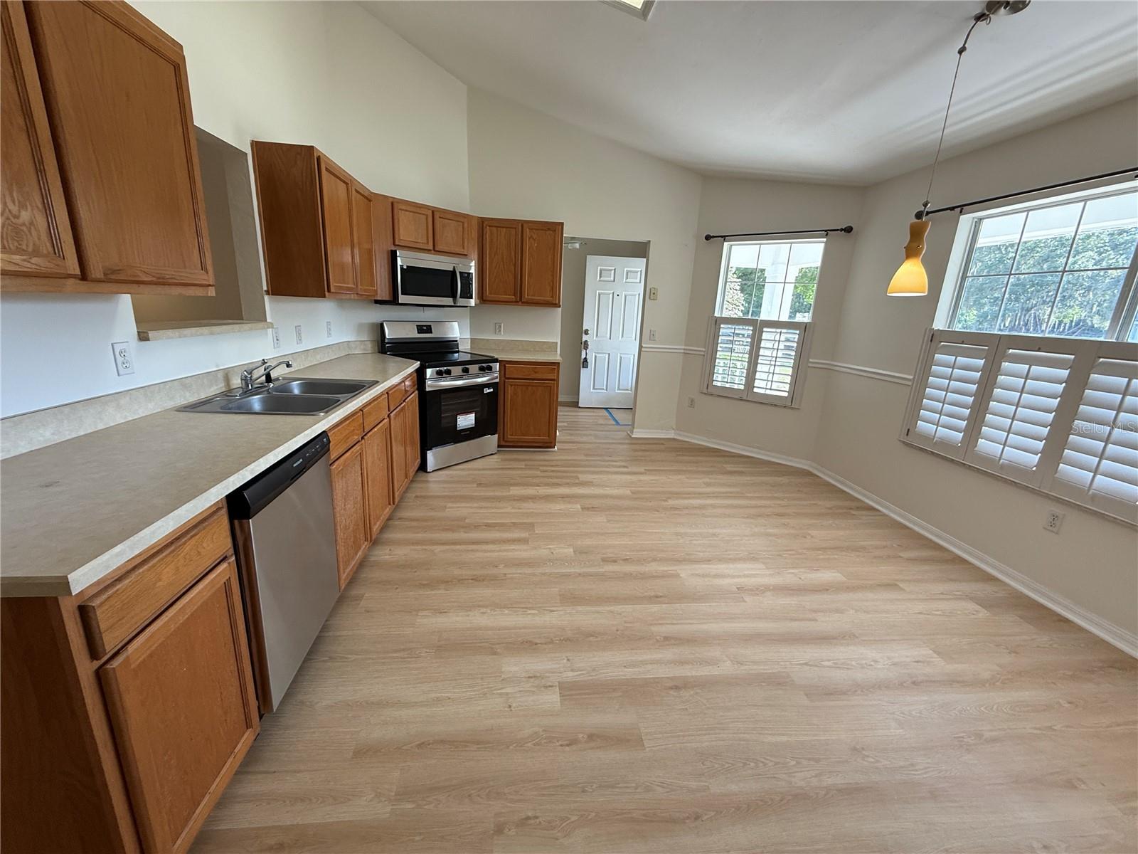 Image 13 of 38 For 5015 78th Way