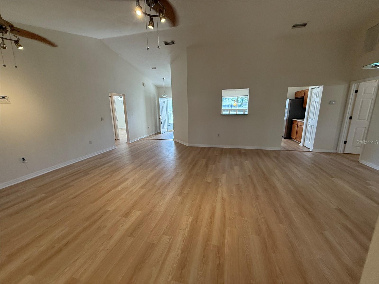 Image 7 of 38 For 5015 78th Way