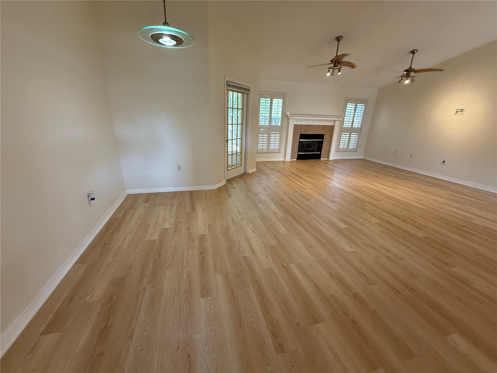Image 8 of 38 For 5015 78th Way