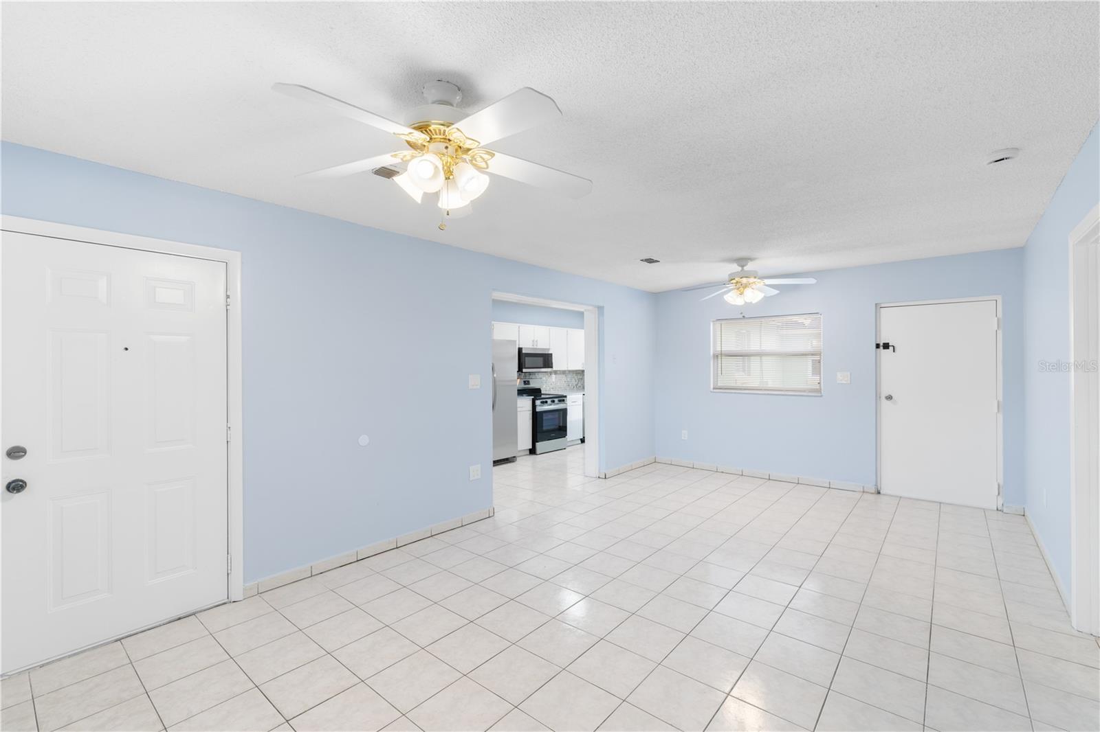 Image 12 of 31 For 604 Oxalis Avenue