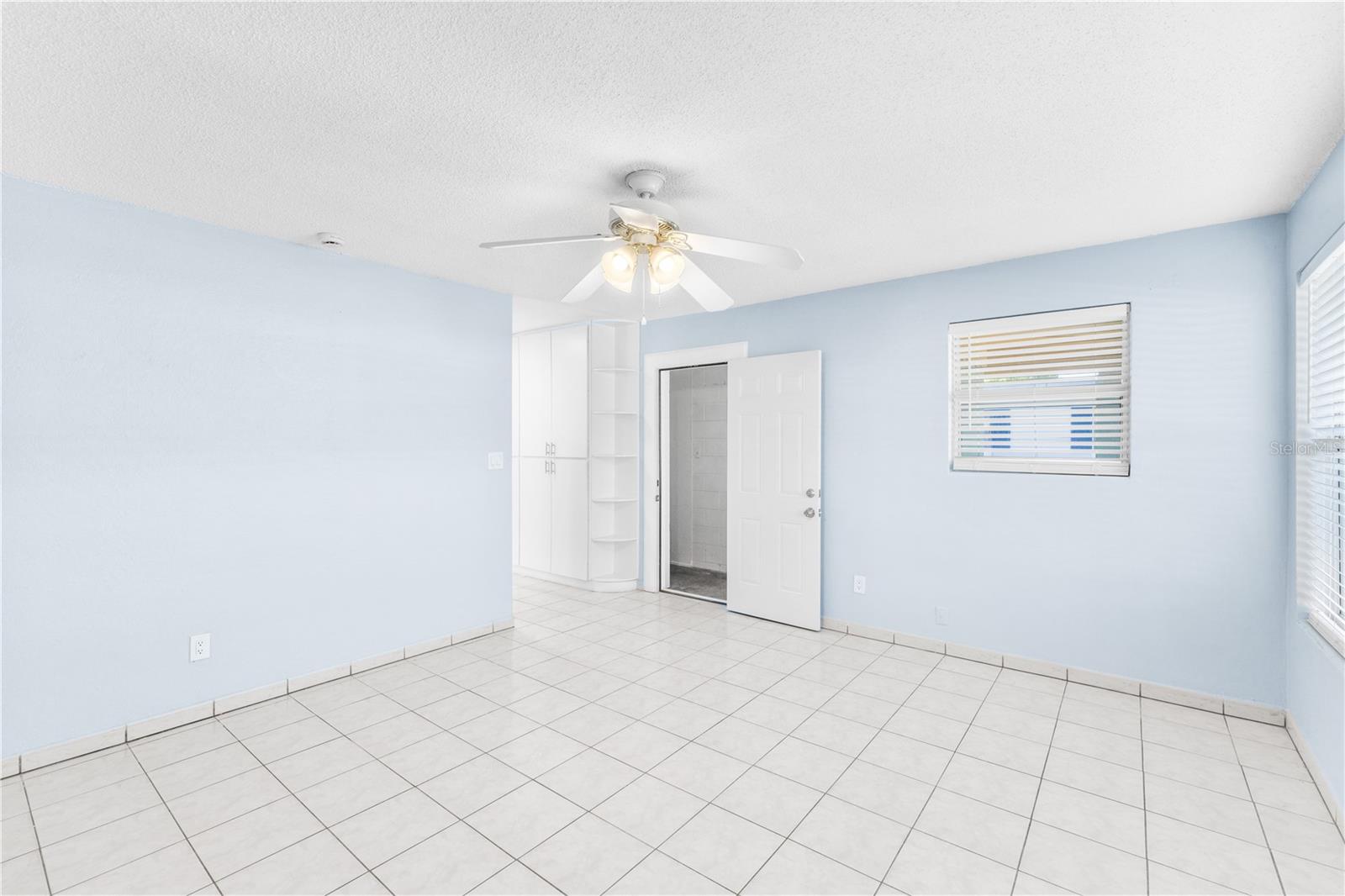 Image 6 of 31 For 604 Oxalis Avenue
