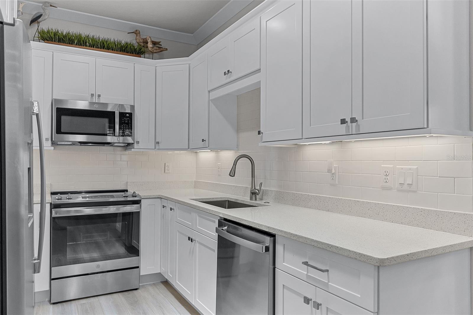 Image 13 of 34 For 3078 Isles Way