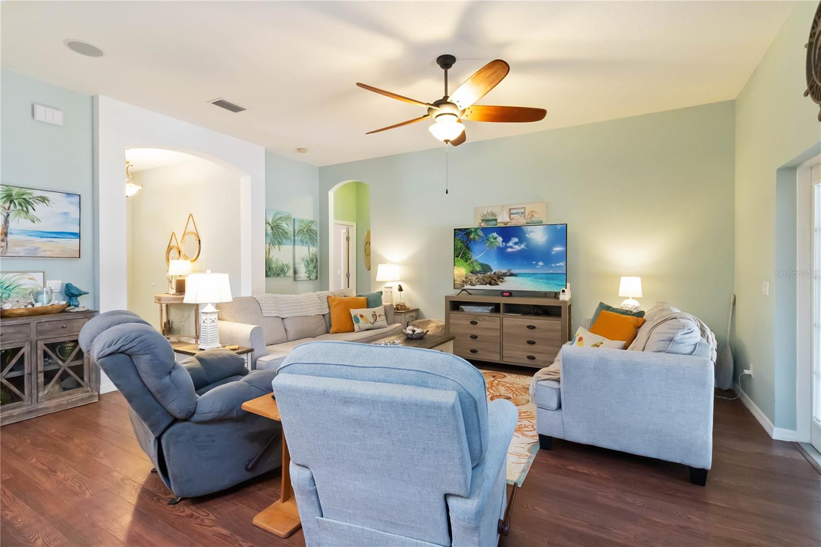 Image 11 of 50 For 2420 Heron Court
