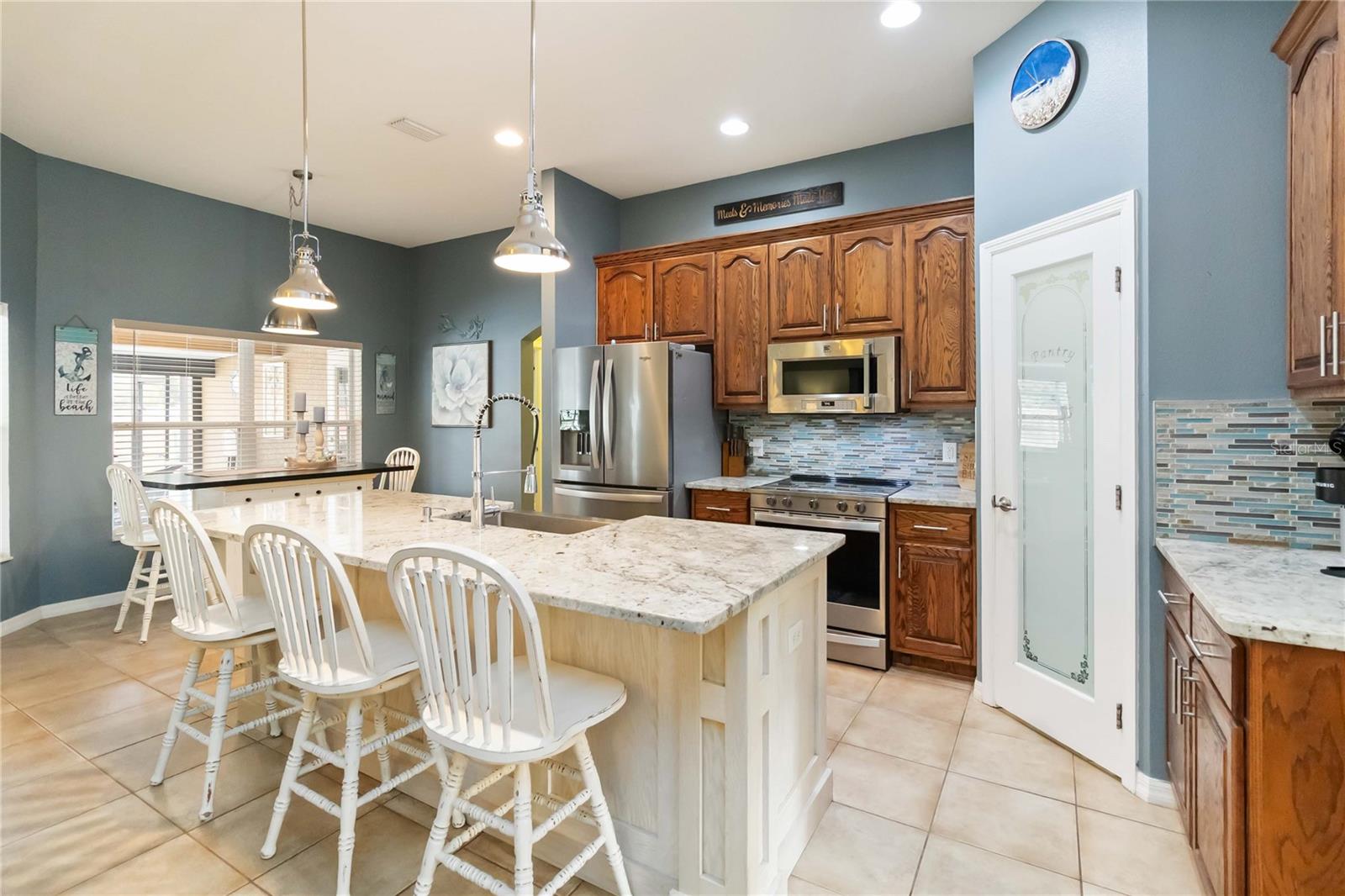 Image 13 of 50 For 2420 Heron Court