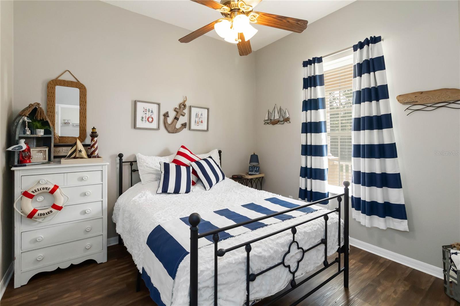 Image 31 of 50 For 2420 Heron Court