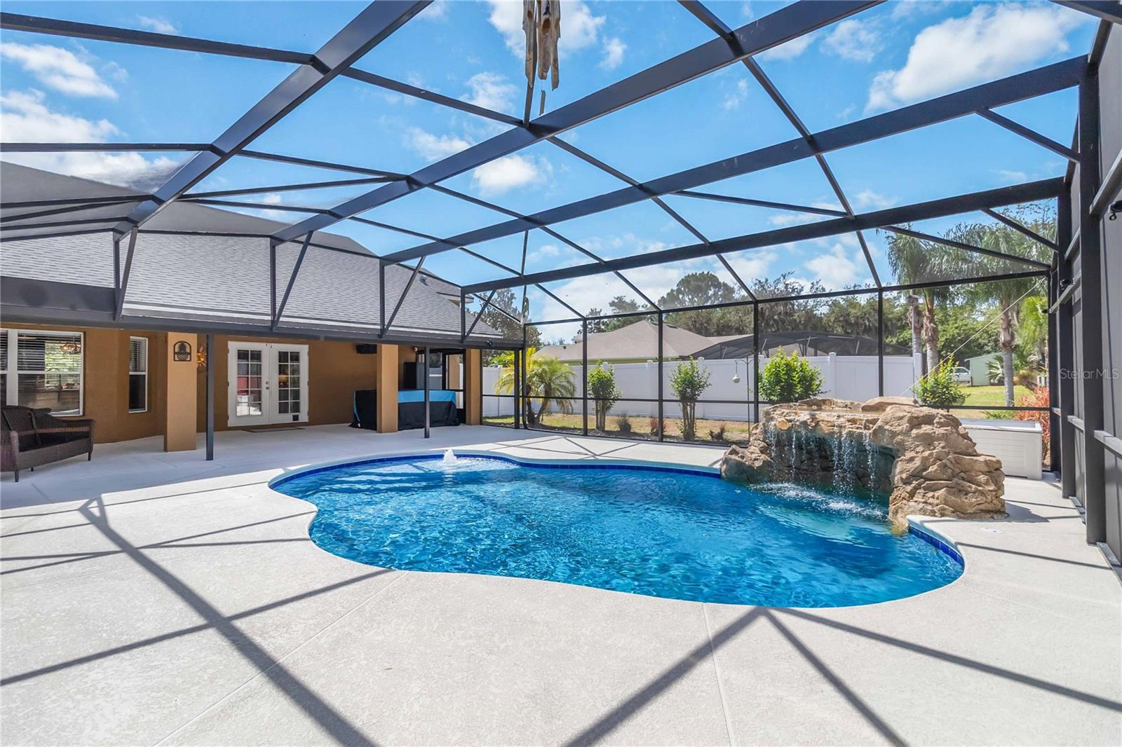 Image 45 of 50 For 2420 Heron Court