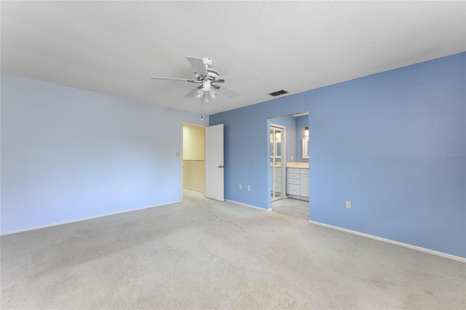 Image 17 of 32 For 135 Heron Bay Circle