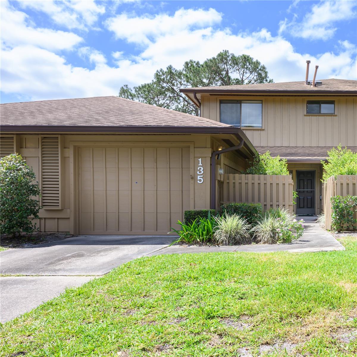Image 27 of 32 For 135 Heron Bay Circle