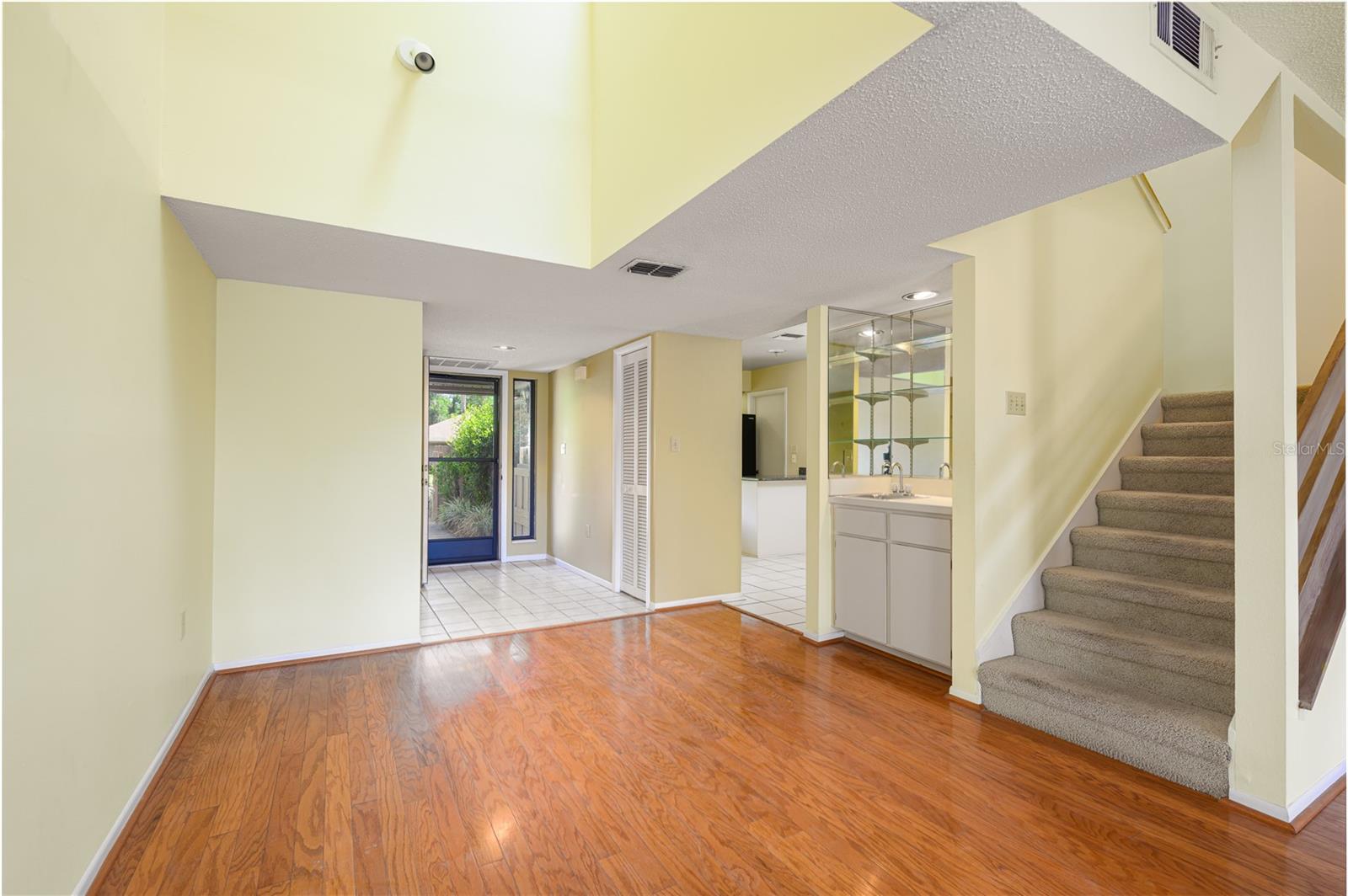 Image 5 of 32 For 135 Heron Bay Circle