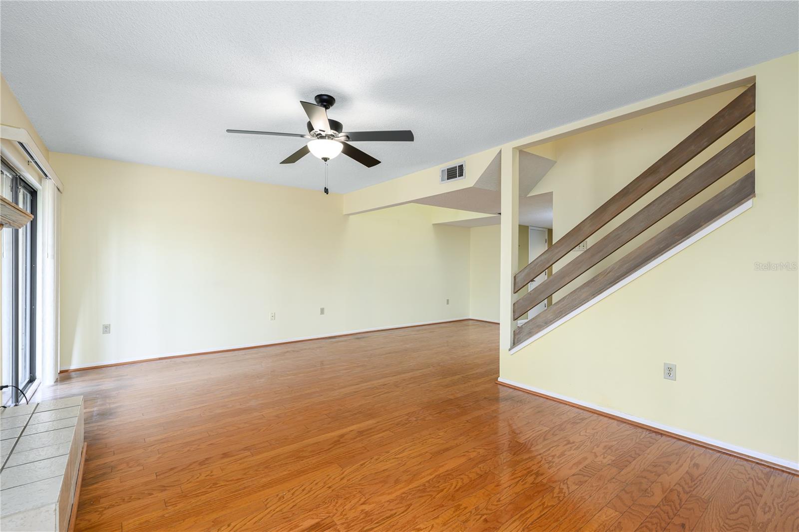 Image 6 of 32 For 135 Heron Bay Circle