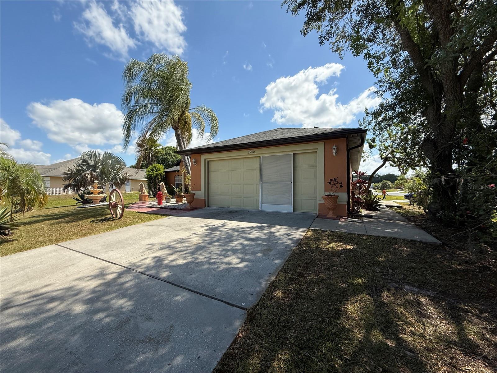 Image 21 of 34 For 3900 Oak Pointe Boulevard