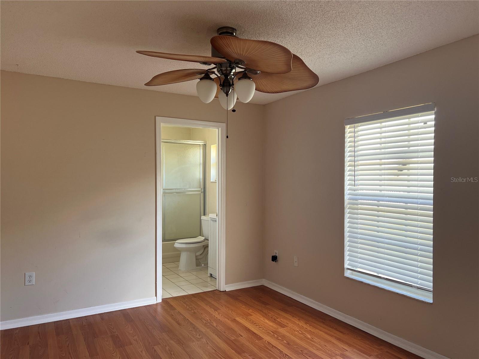 Image 30 of 34 For 3900 Oak Pointe Boulevard