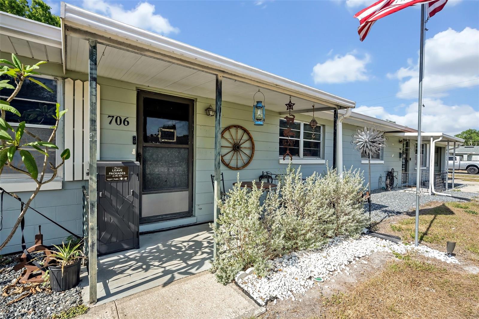 Image 20 of 60 For 706 15th Street