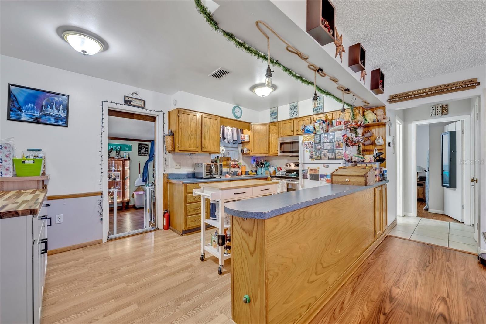Image 25 of 60 For 706 15th Street