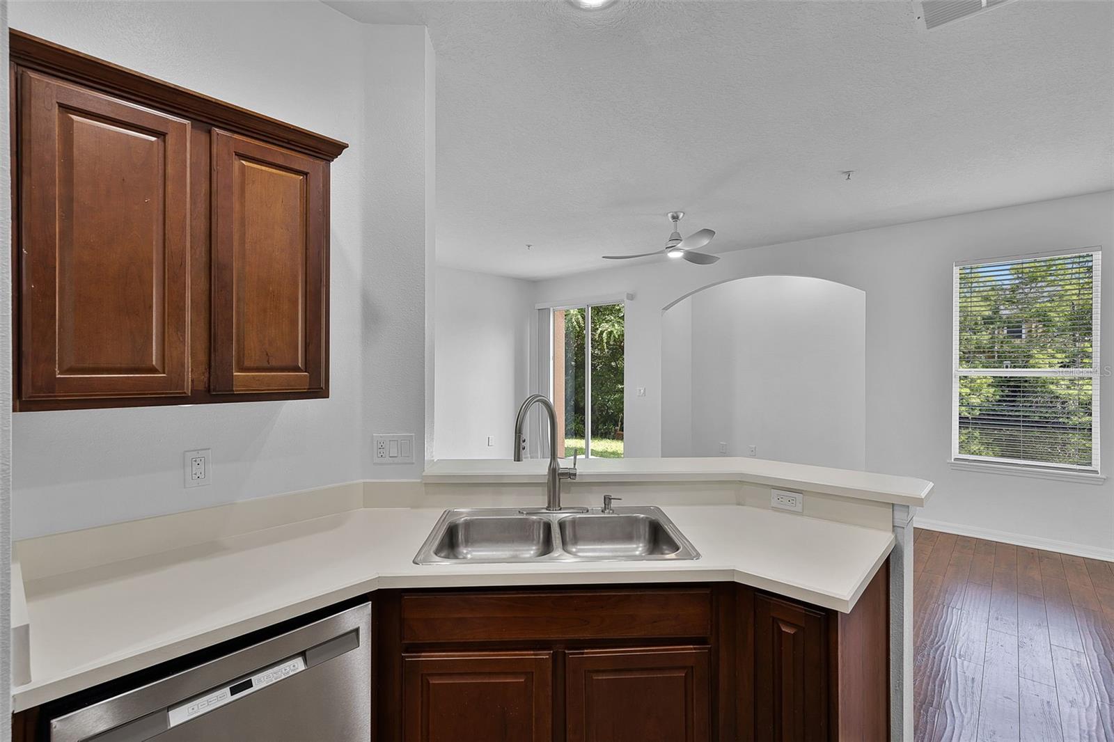 Image 8 of 29 For 1821 San Jacinto Circle
