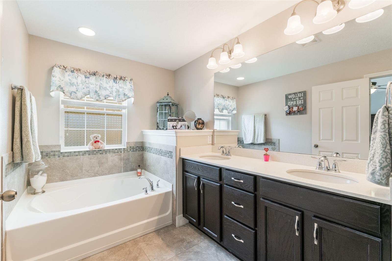 Image 23 of 40 For 1065 Clifton Springs Lane