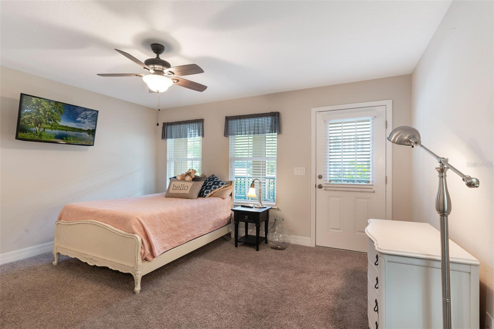 Image 31 of 40 For 1065 Clifton Springs Lane