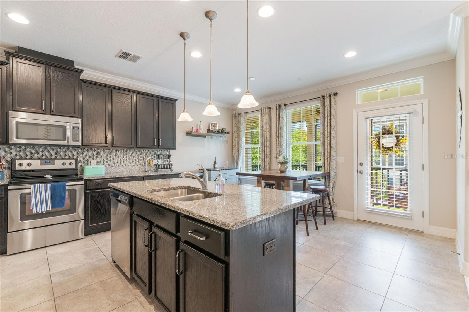 Image 5 of 40 For 1065 Clifton Springs Lane