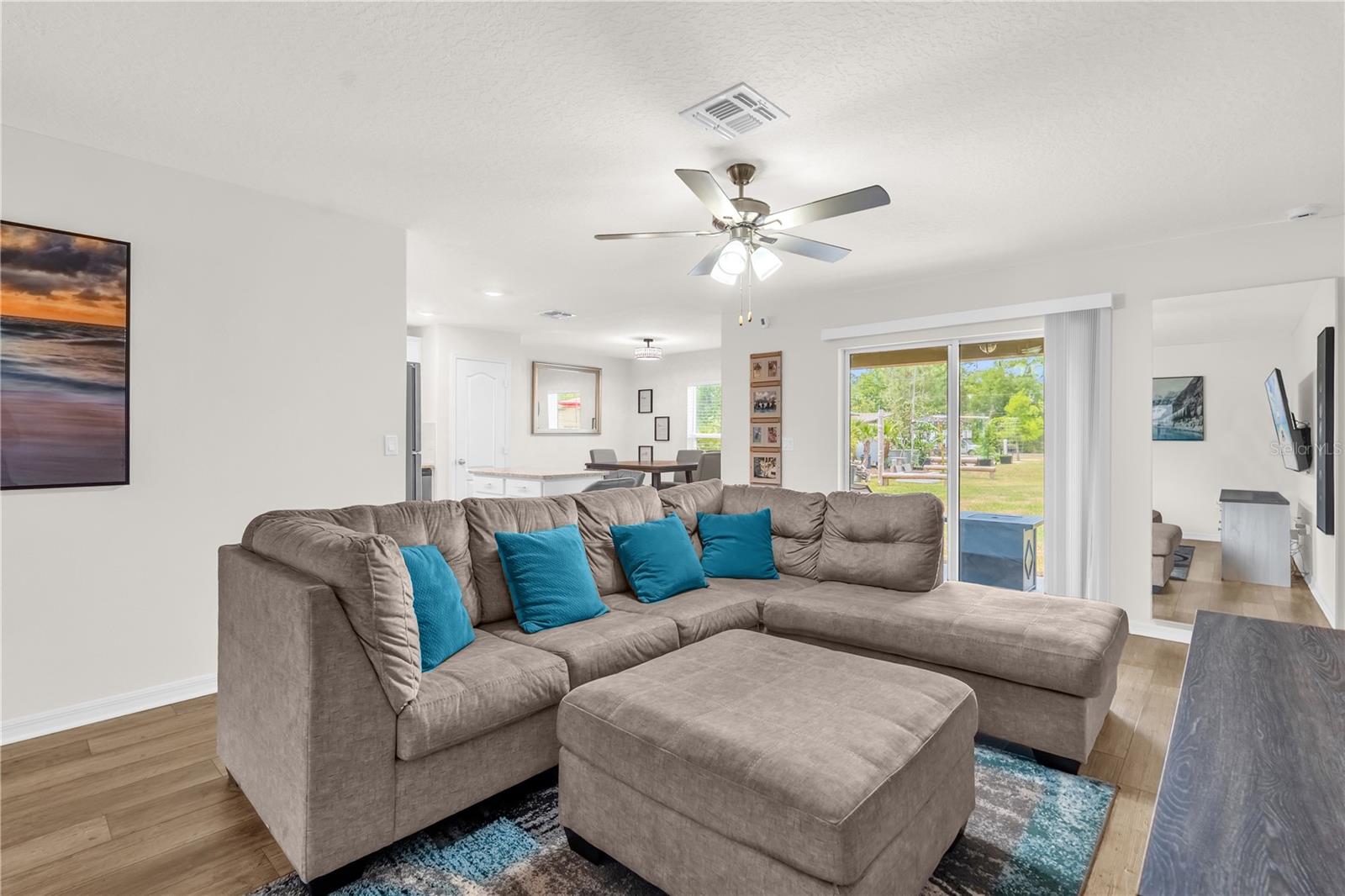 Image 4 of 34 For 1898 9th Avenue