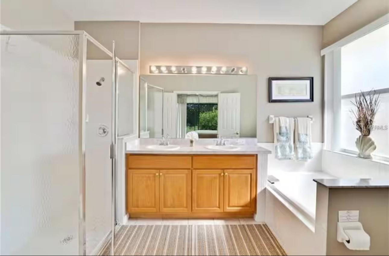 Image 8 of 14 For 2918 Sunset Vista Boulevard