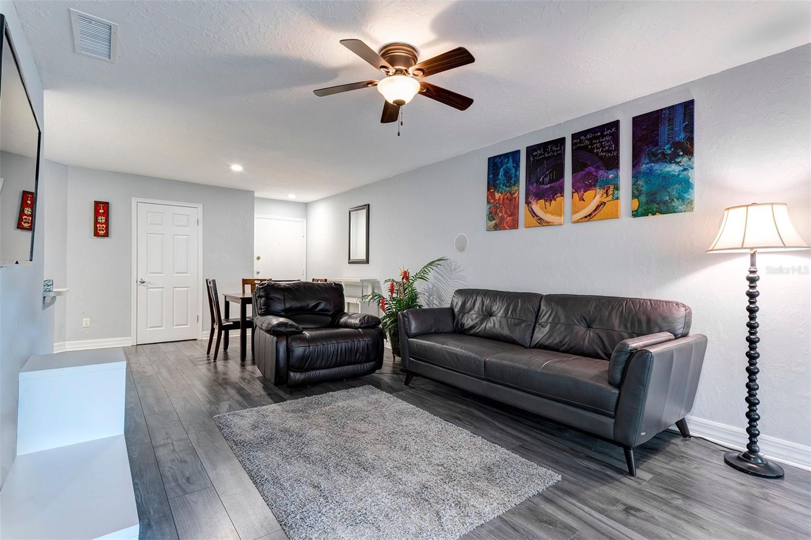 Image 6 of 26 For 3807 Atrium Drive L-6