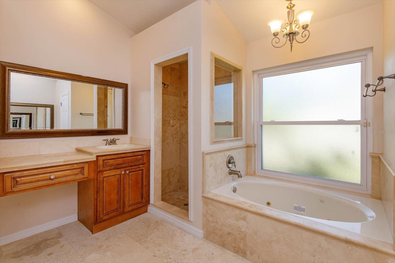 Image 20 of 38 For 9681 Lake Douglas Place