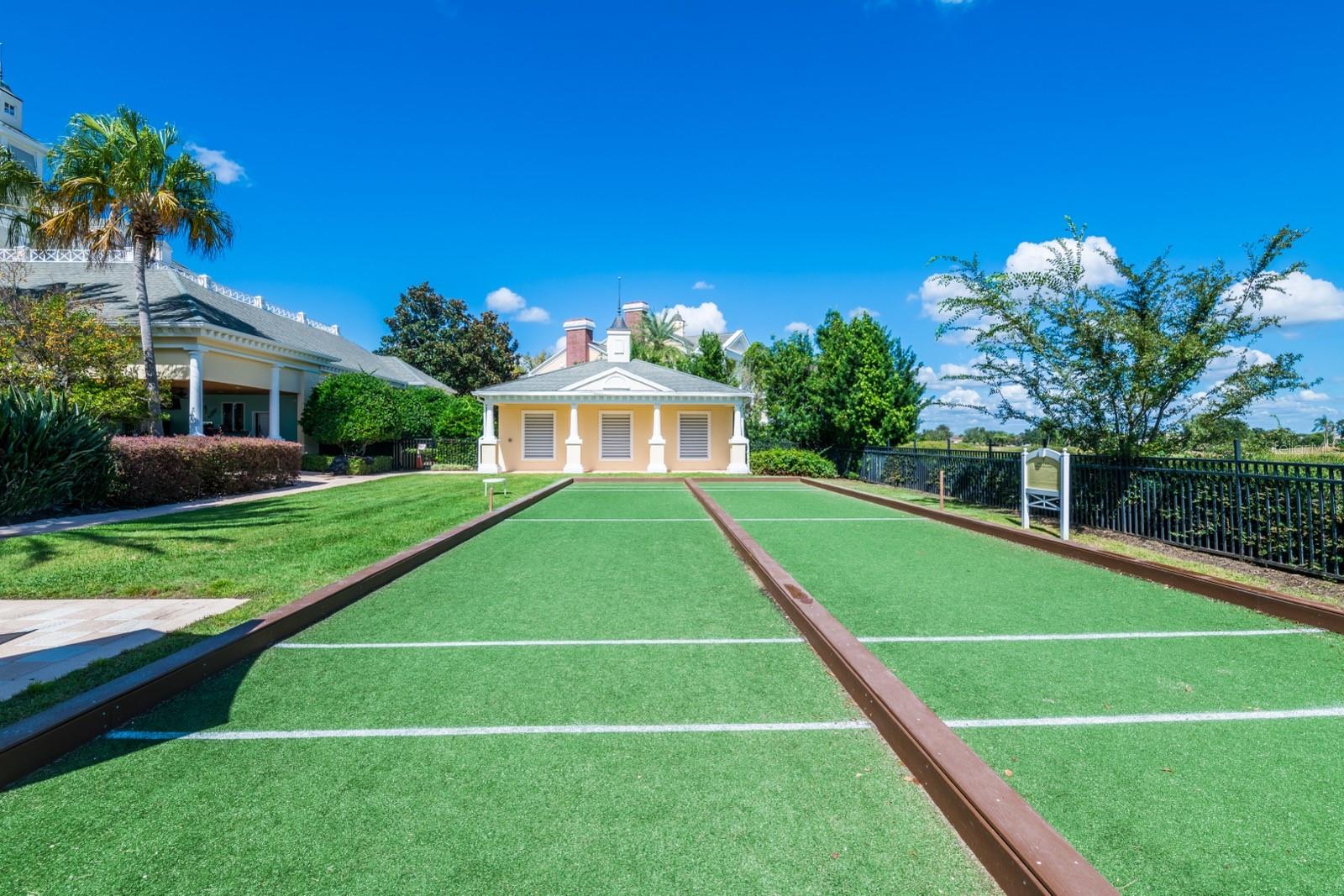 Image 36 of 40 For 743 Driving Range Court