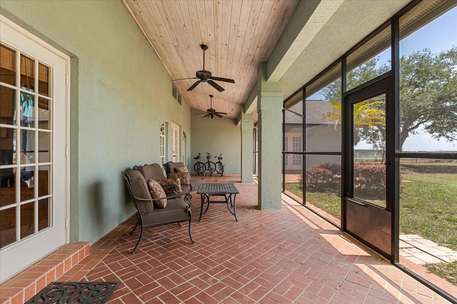 Image 19 of 63 For 16500 Quarter Horse Court