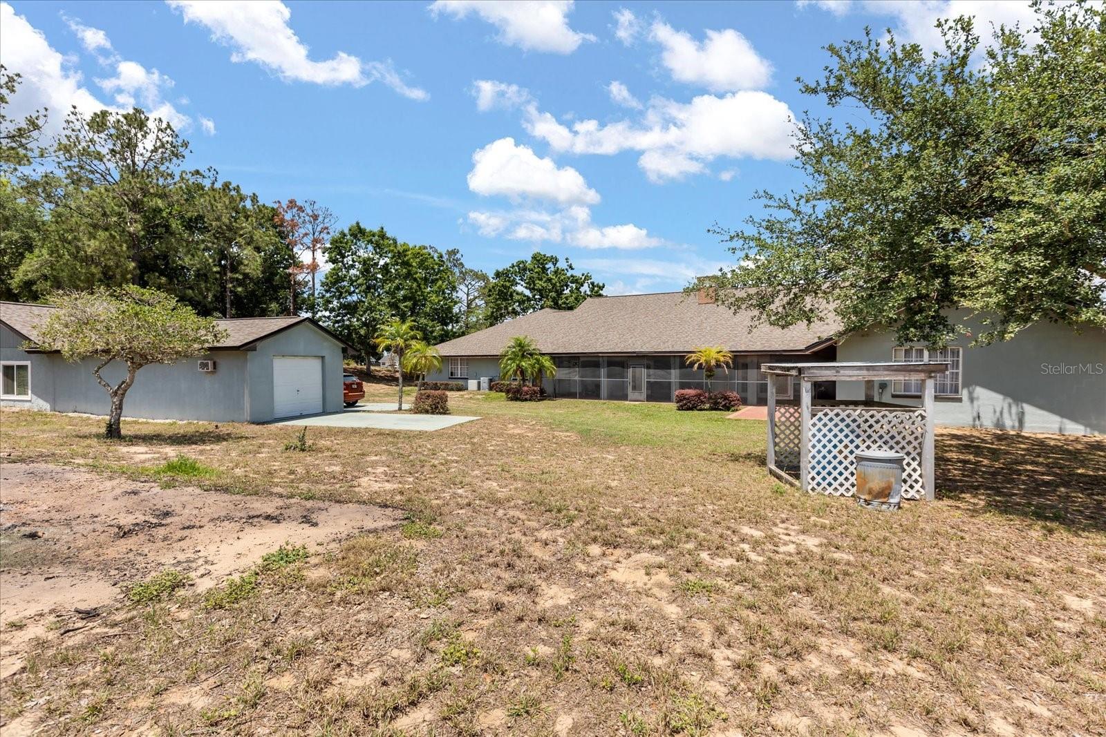 Image 24 of 63 For 16500 Quarter Horse Court