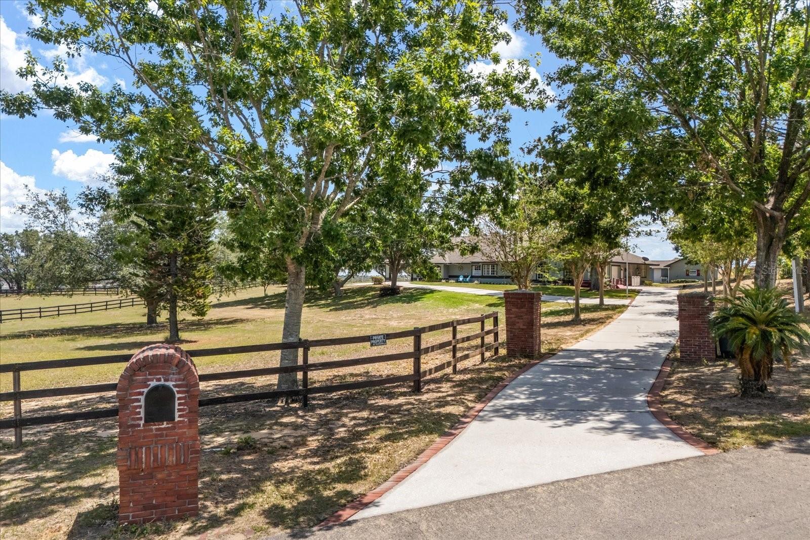Image 8 of 63 For 16500 Quarter Horse Court