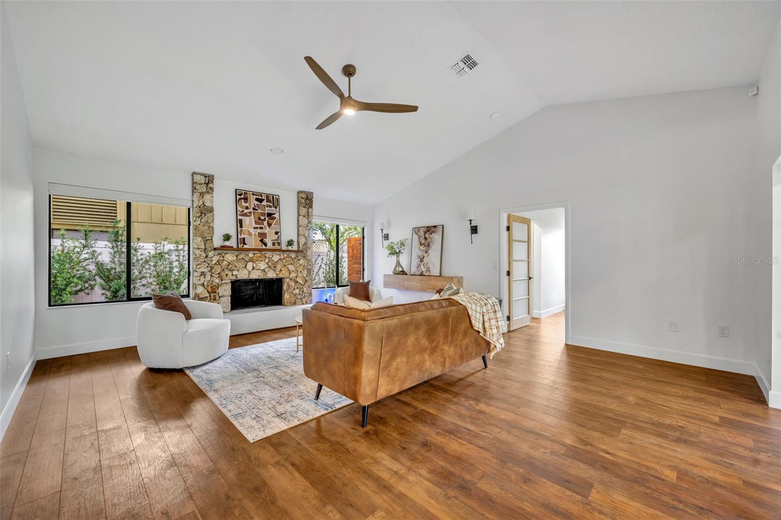 Image 8 of 24 For 1218 Fairway Drive
