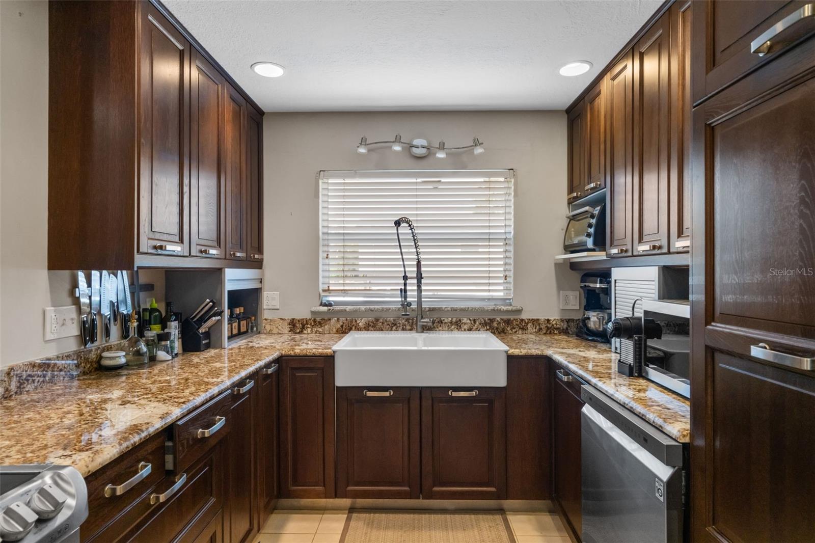 Image 8 of 52 For 4118 Teriwood Avenue
