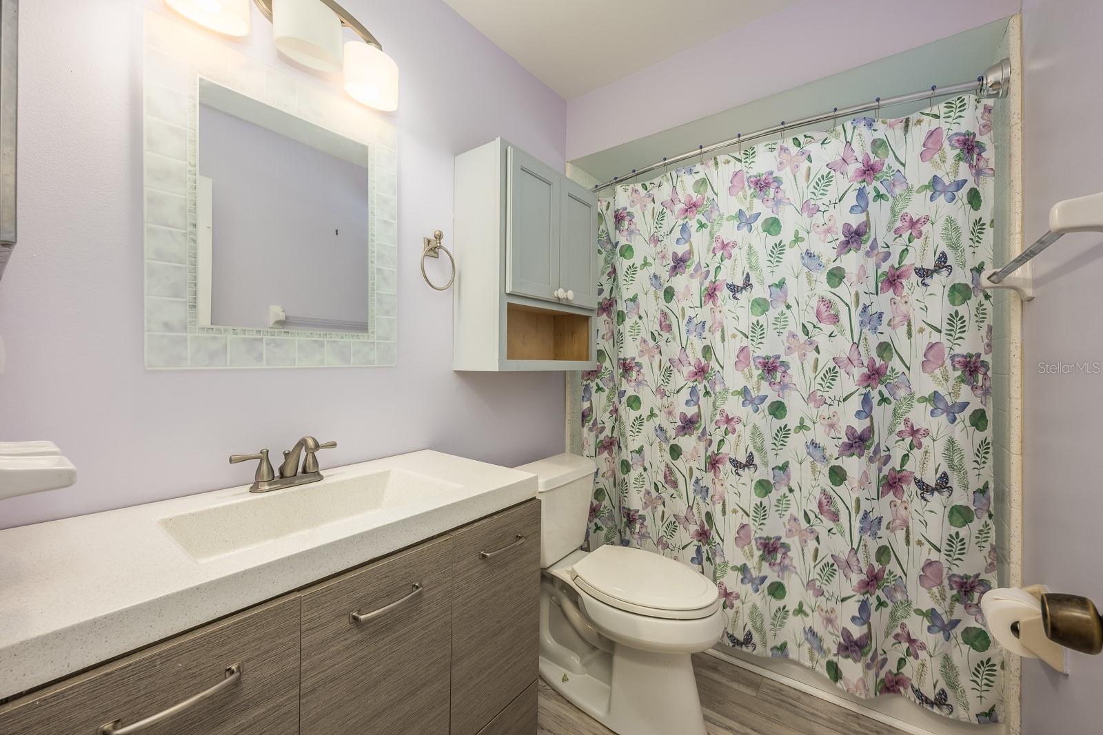 Image 16 of 26 For 208 Madeira Avenue