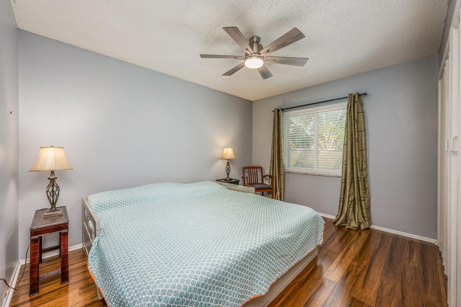 Image 17 of 26 For 208 Madeira Avenue