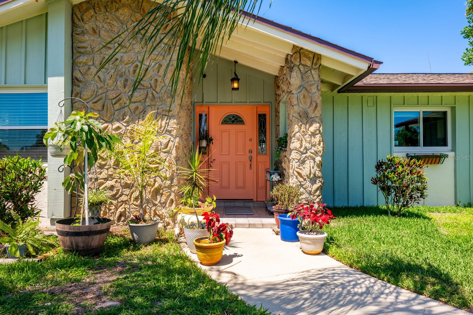 Image 3 of 26 For 208 Madeira Avenue